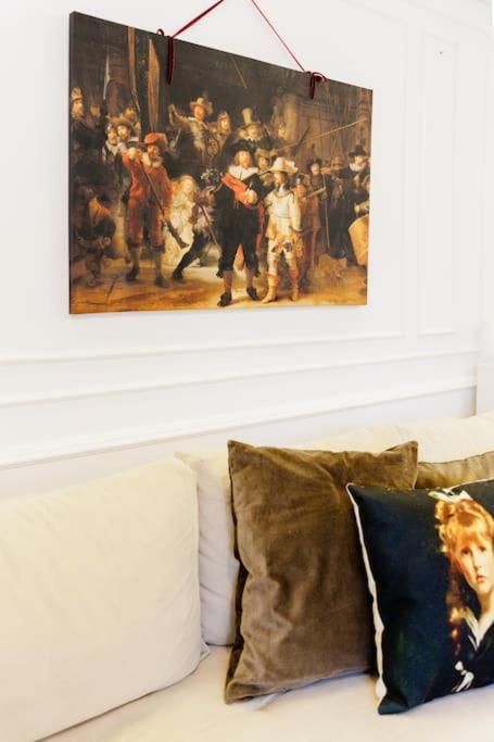 Little Paris Boutique Apartment Букурещ Екстериор снимка